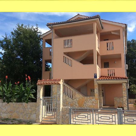 Apartments Coral, Klimno, Island Krk Zewnętrze zdjęcie